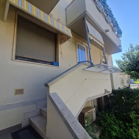 Apartament Michela 2 *